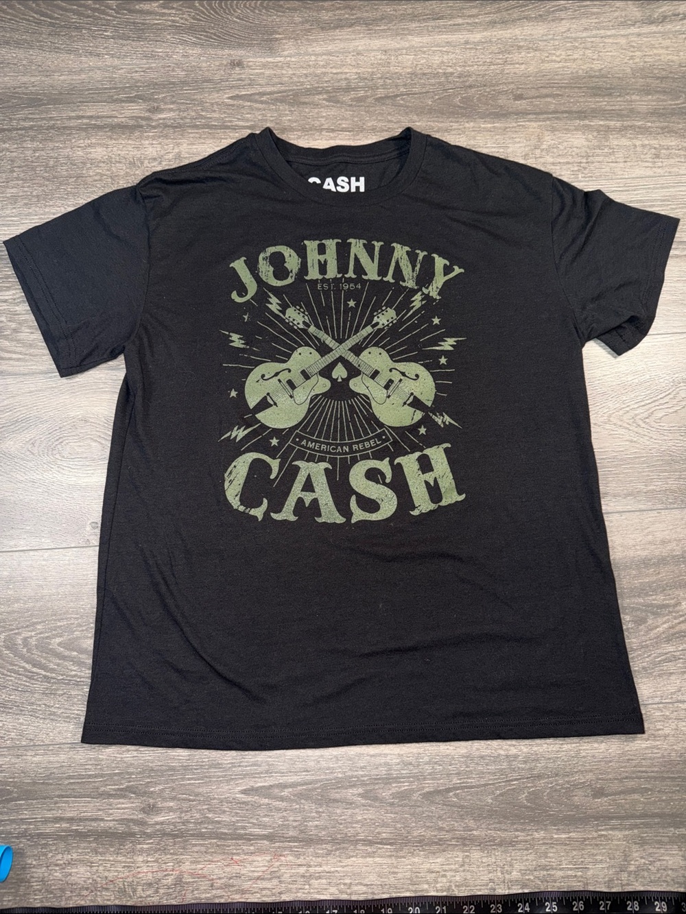 Johnny Cash Women’s Black Graphic T‑Shirt XL
